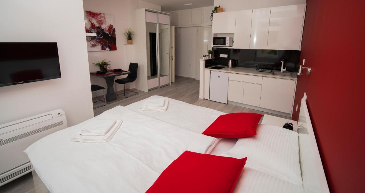 Apartments Kruc Zagreb Exterior foto